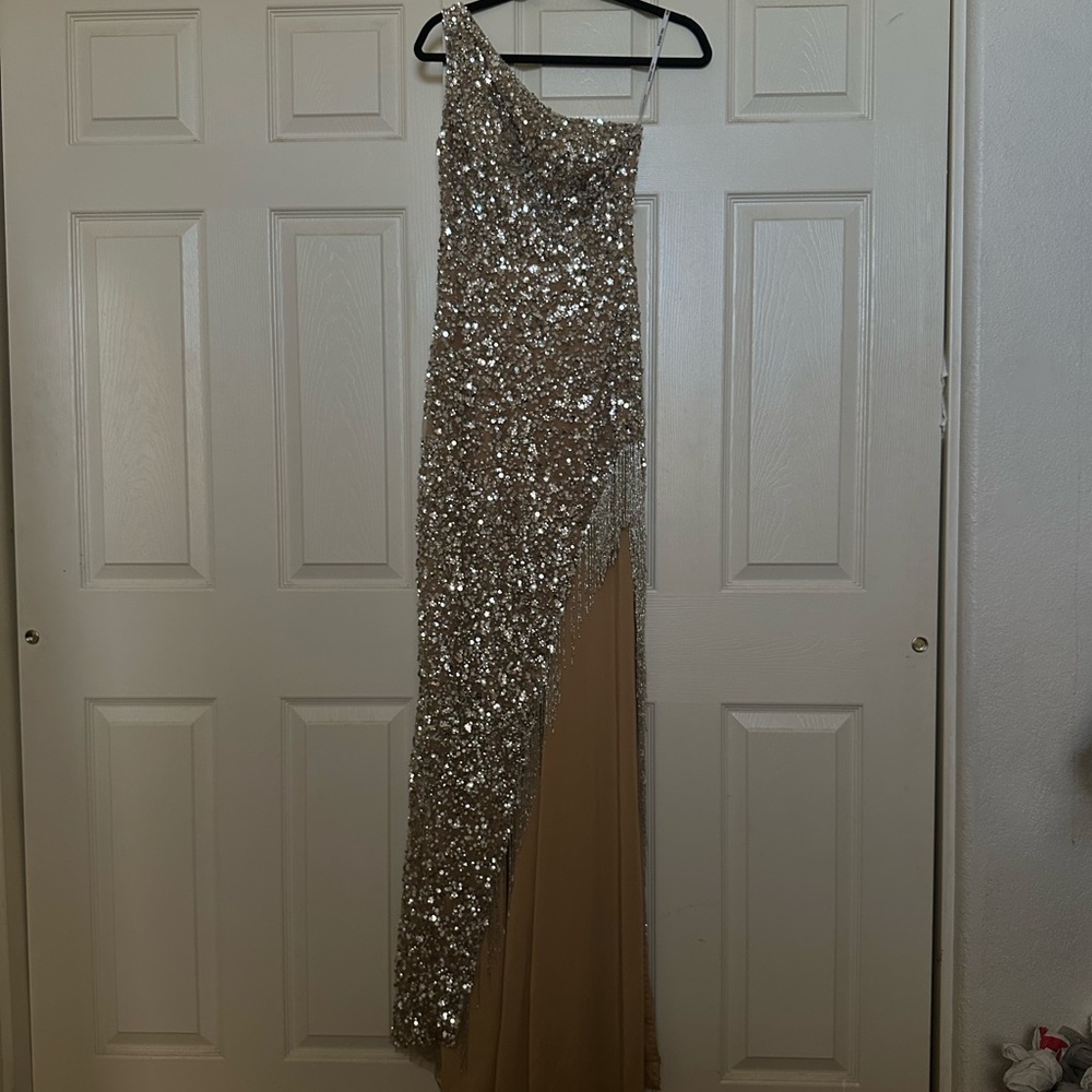 Sherri Hill Beige and Silver Sequin Dress